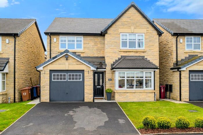 4 Bedroom Detached House For Sale In Plover Crescent, Cranberry, Darwen, BB3