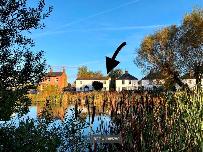 2 Bedroom Semi-Detached House To Rent In Winterdown Road, Esher, KT10