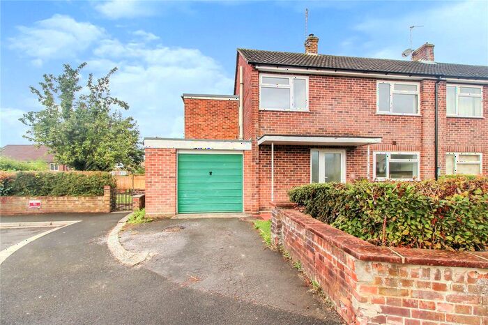 4 Bedroom Semi-Detached House To Rent In Kenmore Drive, Yeovil, Somerset, BA21