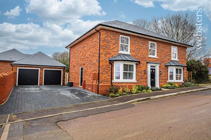 4 Bedroom Detached House For Sale In Mustard Way, Trowse, NR14