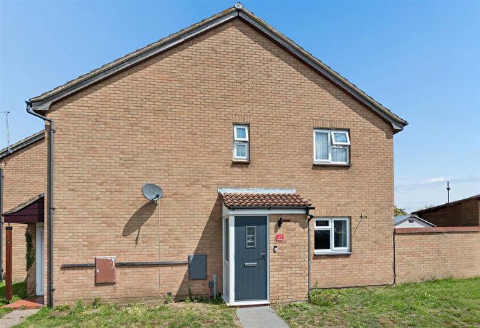 1 Bedroom Maisonette For Sale In Riversdale, Northfleet, Gravesend, DA11