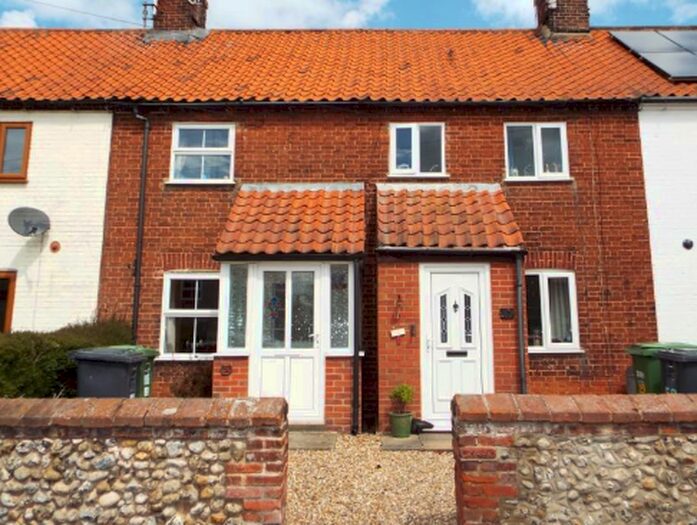 2 Bedroom Terraced House To Rent In The Street, Sculthorpe., NR21