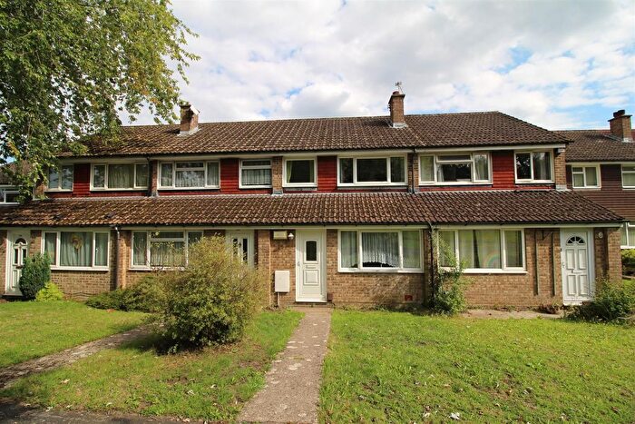 3 Bedroom Terraced House To Rent In Calmore, Southampton, SO40