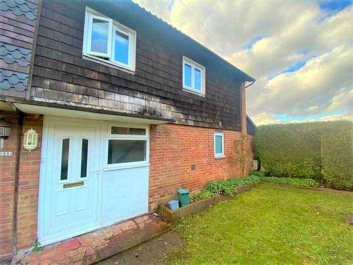 6 Bedroom End Of Terrace House To Rent In Cabell Road, Guildford, Surrey, GU2