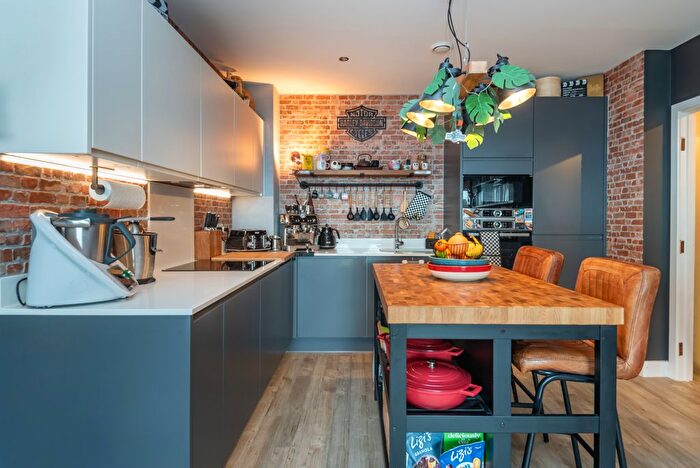 1 Bedroom Flat To Rent In Rookwood Way, London, E3