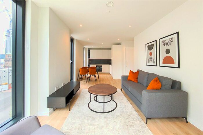 2 Bedroom Flat To Rent In The Gate, Meadowside, M4