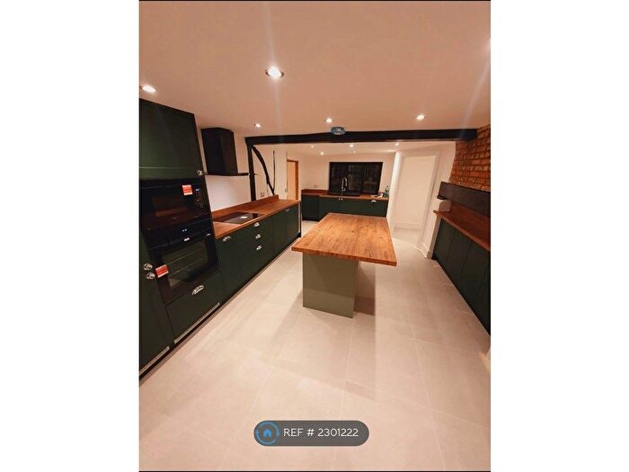 3 Bedroom Semi-Detached House To Rent In Drury Lane, Houghton Regis, Dunstable, LU5