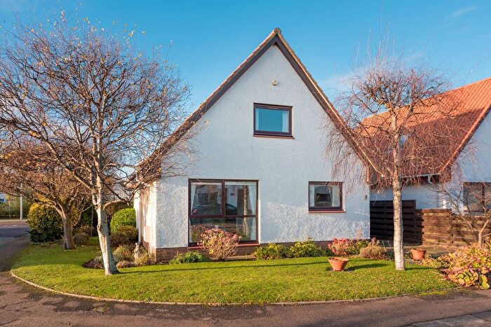 4 Bedroom Detached House For Sale In Fentoun Gait, Gullane, EH31