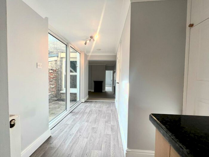 1 Bedroom Maisonette To Rent In Girling Street, Sudbury, CO10