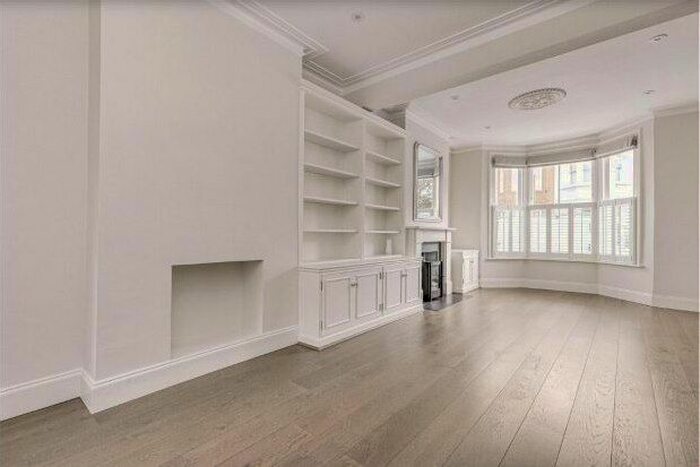 4 Bedroom Property To Rent In Ewald Road, London, SW6
