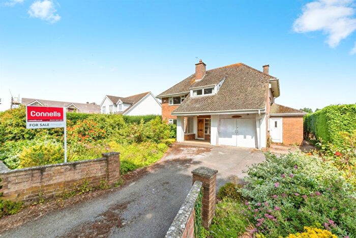 4 Bedroom Detached House For Sale In Casthorpe Road, Barrowby, Grantham, NG32