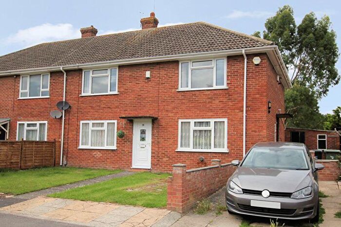2 Bedroom Flat To Rent In Wantage, OX12