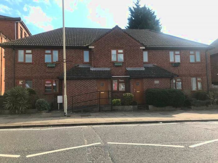 2 Bedroom Apartment To Rent In Upper Bond Street Hinckley, LE10
