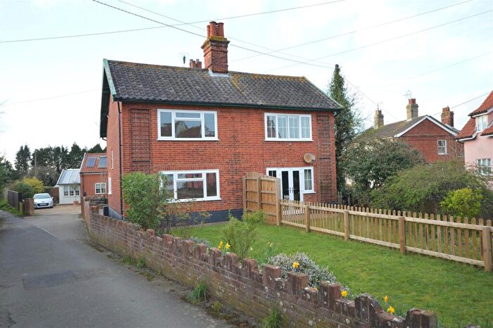 2 Bedroom Semi Detached House To Rent In Wickham Market, IP13