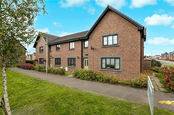 3 Bedroom Terraced House For Sale In Whitecraigs Gardens, Hamilton, South Lanarkshire, ML3