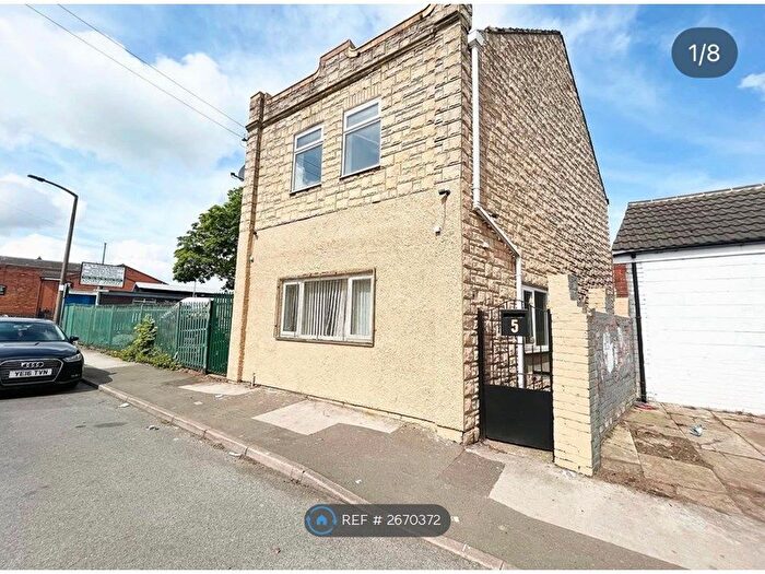 3 Bedroom Detached House To Rent In Morrell Street, Maltby, Rotherham, S66