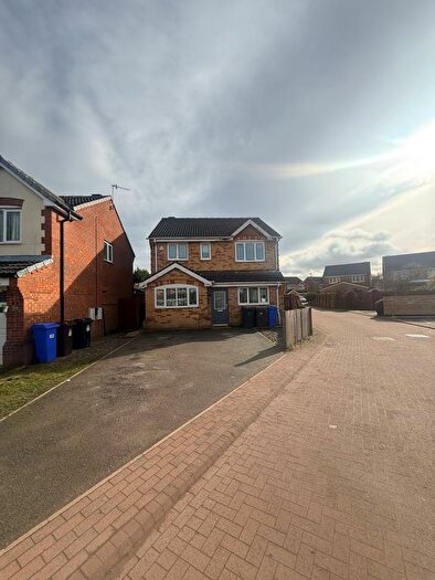 4 Bedroom Detached House To Rent In Standish Gardens, Sheffield, S5