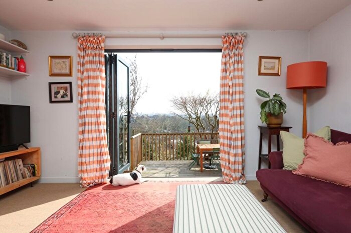 3 Bedroom End Of Terrace House For Sale In Kathdene Gardens, Bristol, BS7