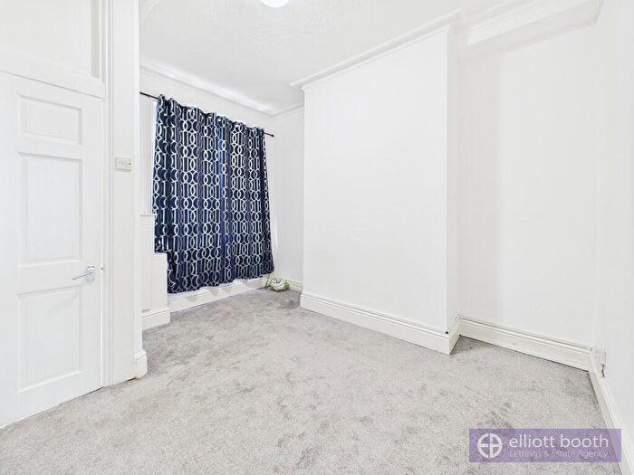2 Bedroom End Of Terrace House To Rent In Jameson Street, Blackpool, FY1
