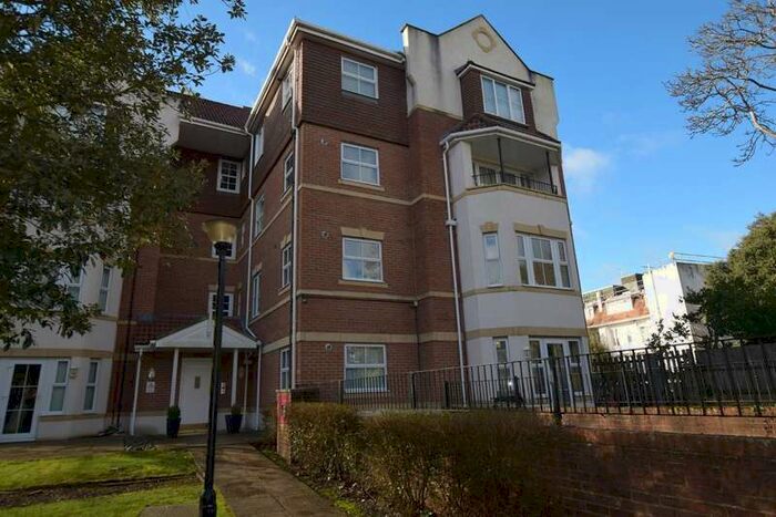 2 Bedroom Flat To Rent In Grove Road, Bournemouth, BH1