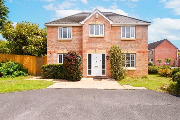 4 Bedroom Detached House For Sale In Catmint Close, Chandler's Ford, SO53