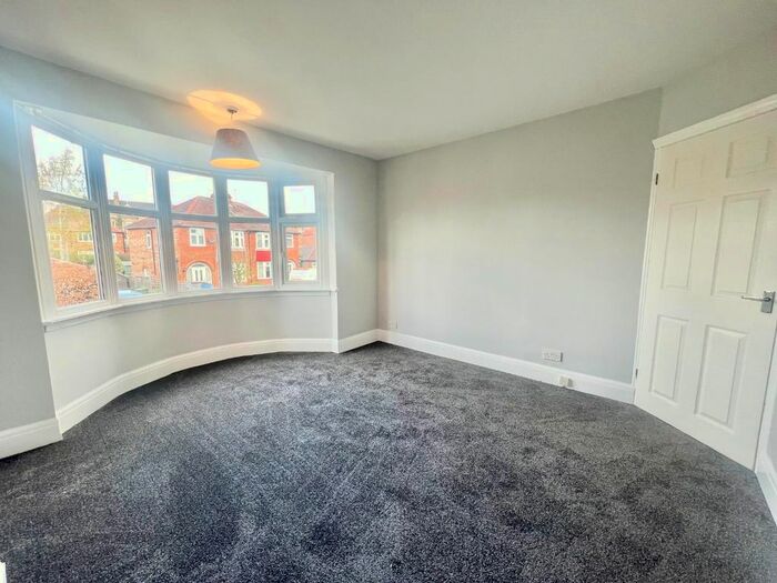 3 Bedroom Property To Rent In Nunthorpe Gardens, York, YO23