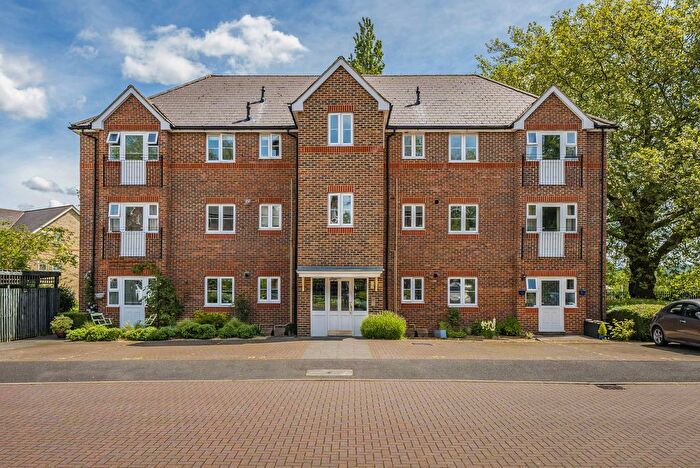 1 Bedroom Flat For Sale In Eastman Way, Haydock Court Eastman Way, KT19