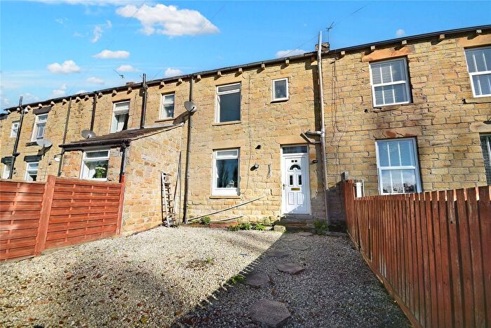 1 Bedroom Terraced House To Rent In France Street, Soothill, Batley, West Yorkshire, WF17