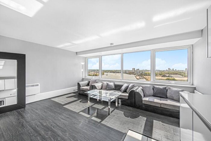 2 Bedroom Flat For Sale In George Beard Road, Surrey Quays, SE8