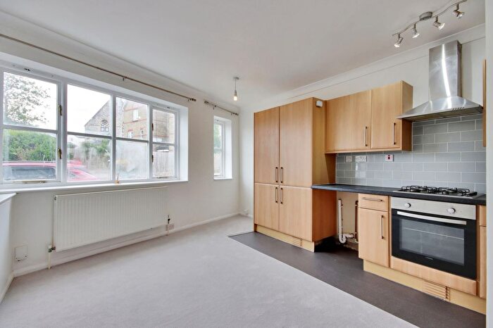 1 Bedroom Flat To Rent In Quarry Road, Tunbridge Wells, TN1
