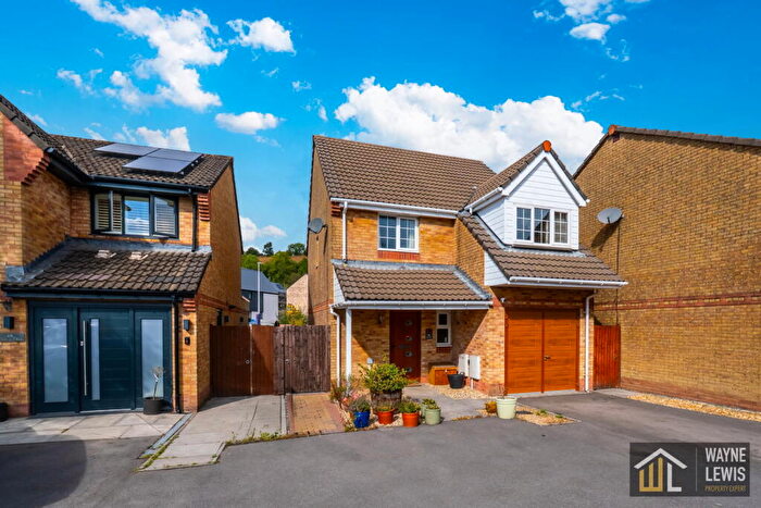 3 Bedroom Detached House For Sale In Ty'N Y Parc, Abertridwr, Caerphilly, CF83
