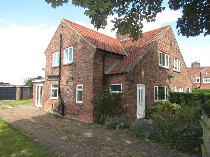 3 Bedroom Semi-Detached House To Rent In Arrows Terrace, Boroughbridge, York, YO51