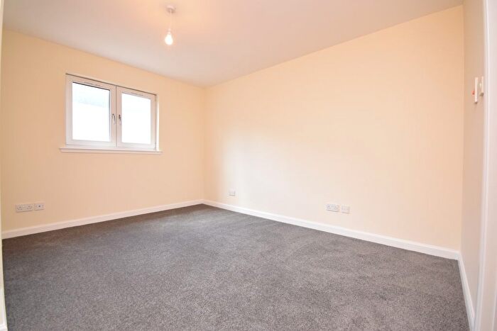 3 Bedroom Flat To Rent In Monart Road, Perth, Perthshire, PH1