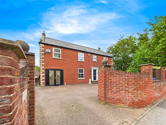 4 Bedroom Detached House For Sale In Church Street, Thorne, Doncaster, South Yorkshire, DN8