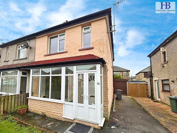 3 Bedroom Semi Detached House To Rent In Ridgeway, Wrose, Shipley, BD18