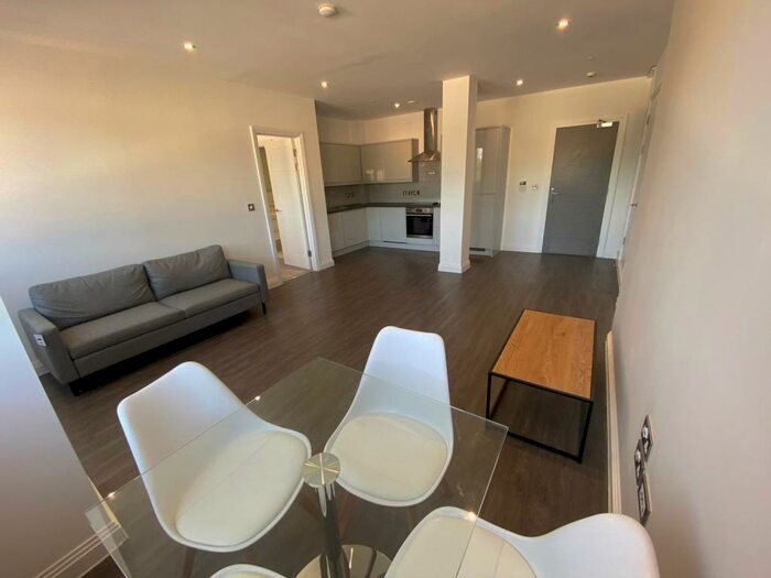 2 Bedroom Apartment To Rent In Lichfield Road, Sutton Coldfield, B74