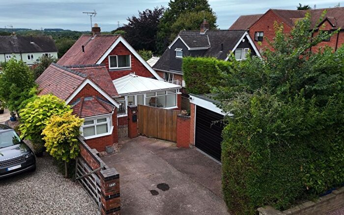 4 Bedroom Detached Bungalow For Sale In Little Tixall Lane Great Haywood, Staffordshire, ST18