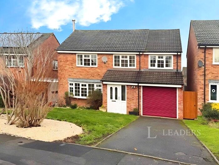 5 Bedroom Detached House To Rent In Elm Road, SN7