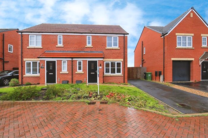 3 Bedroom Semi Detached House For Sale In Rosewood Way, Peterborough, PE7