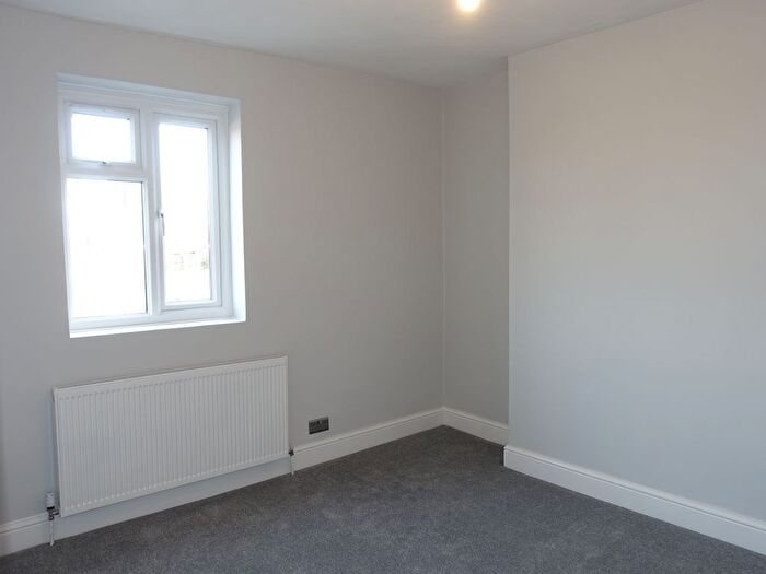 2 Bedroom Flat To Rent In Church Street, Croydon, CR0