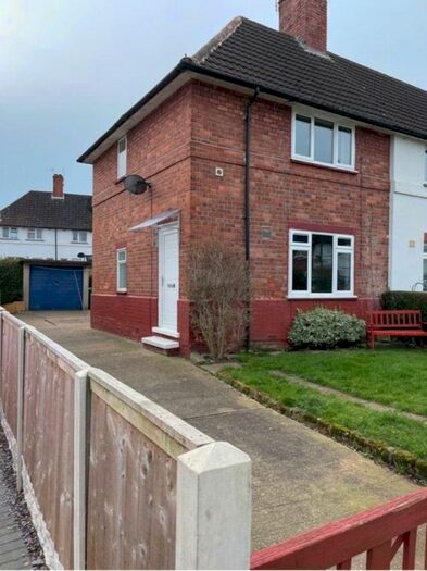 2 Bedroom Semi-detached House To Rent In Bosely Square, Nottingham, NG9