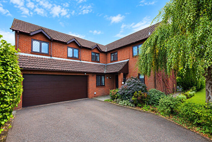 4 Bedroom Detached House For Sale In Rose Hill Court, Bessacarr, Doncaster, DN4