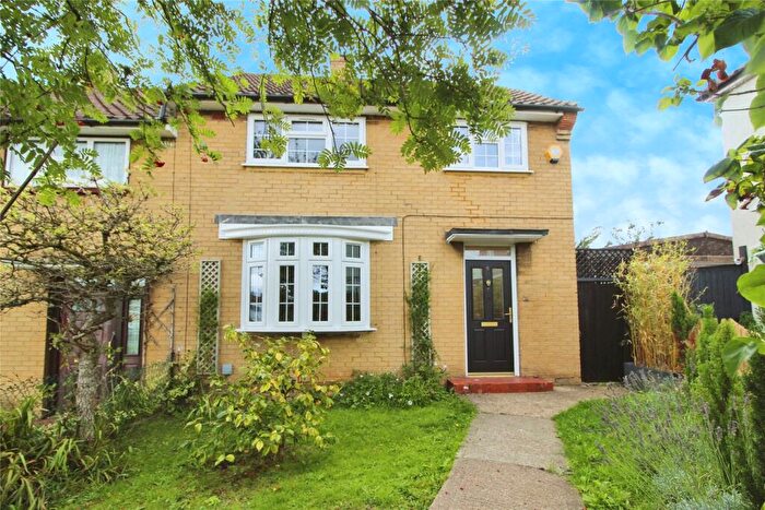 3 Bedroom End Of Terrace House To Rent In Hailsham Close, Romford, Essex, RM3