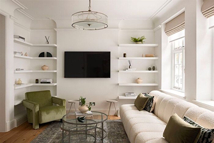 2 Bedroom Flat To Rent In Wheatley Street, Marylebone, W1G