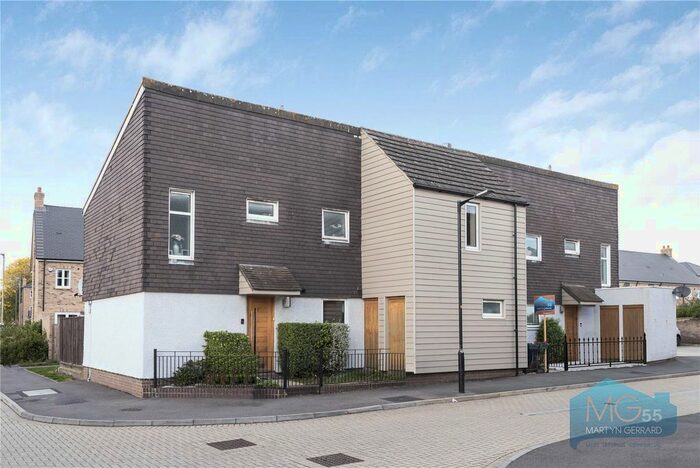 3 Bedroom End Of Terrace House To Rent In Attfield Close, Whetstone, London, N20