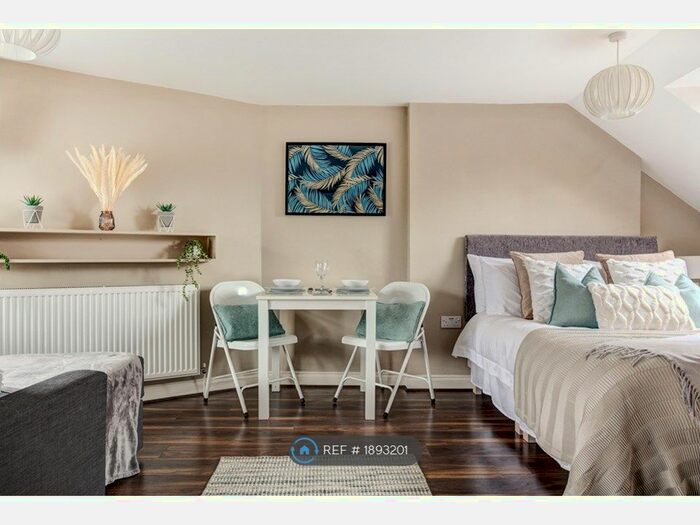 Studio To Rent In Hartington Road, Brighton, BN2