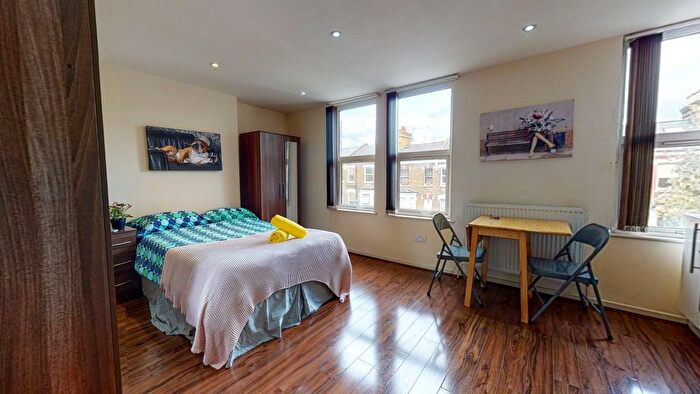 Studio To Rent In Ashmore Road, London, W9