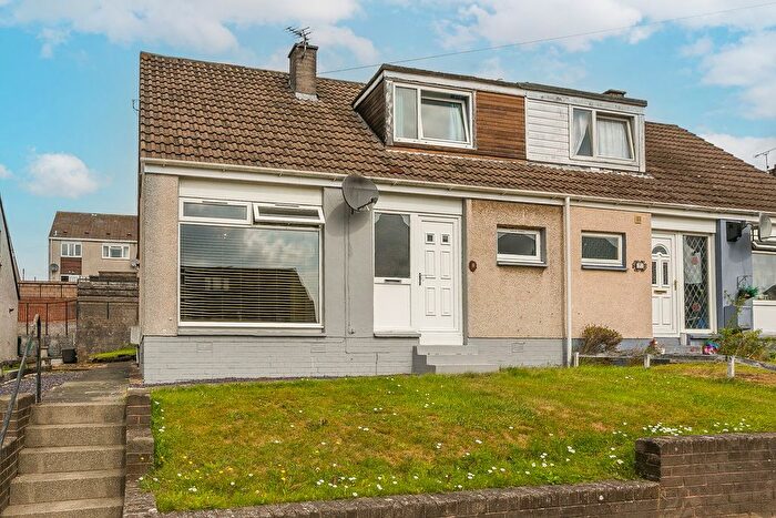 2 Bedroom Villa For Sale In Glengrove, Leven, KY8