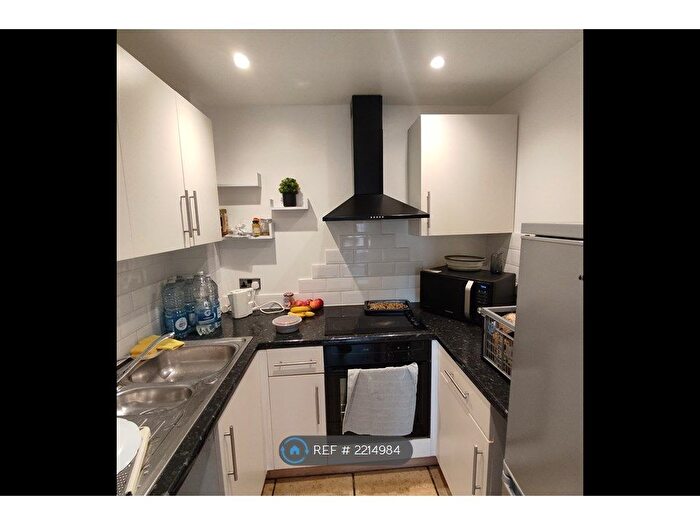 1 Bedroom Flat To Rent In St. Clements Court, Bournemouth, BH1