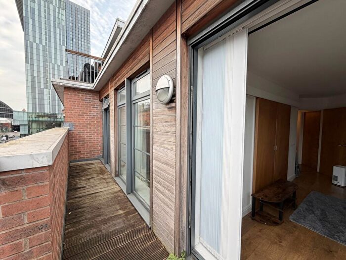 2 Bedroom Apartment To Rent In Southern Street, Castlefield, Manchester, M3